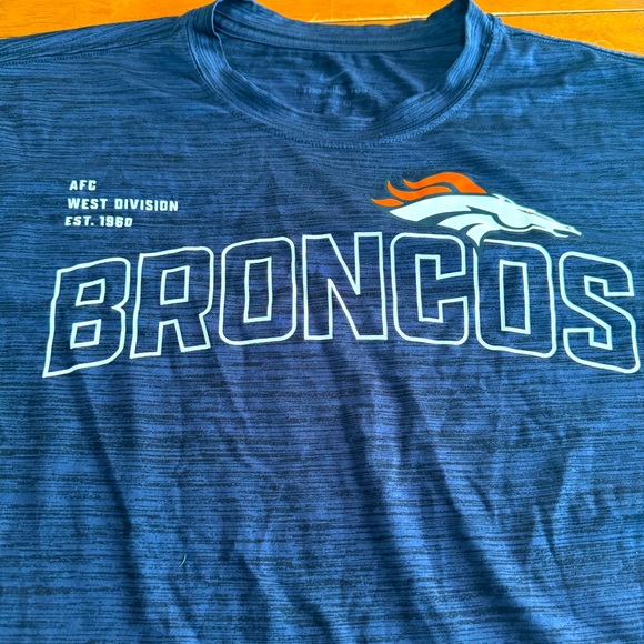 Nike - Denver Broncos NFL - DriFit - Size L - Picture 1 of 4